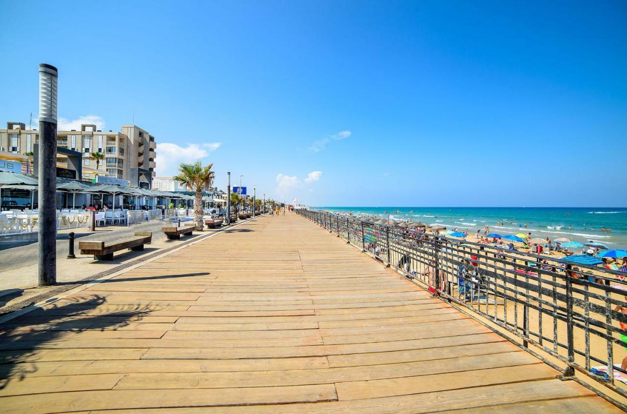 Luxury Pinada Beach لا ماتا المظهر الخارجي الصورة